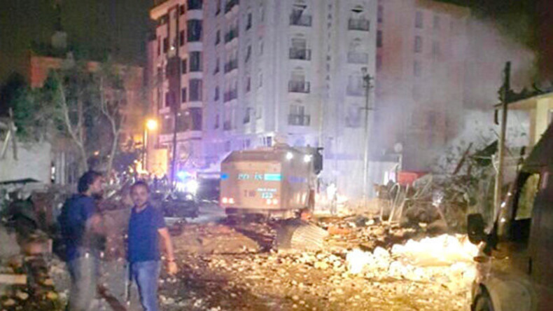 Türkei: Zahlreiche Anschläge fordern mindestens 12 Tote und mehr als 200 Verletzte