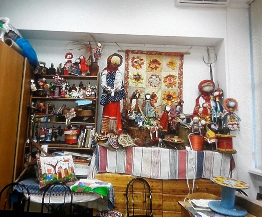 Besuch in der Kunstschule - Austauschschülerin berichtet RT von ihrem Leben in Russland