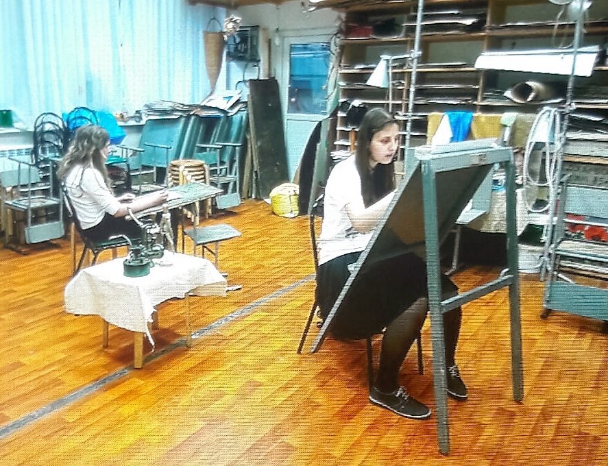 Besuch in der Kunstschule - Austauschschülerin berichtet RT von ihrem Leben in Russland