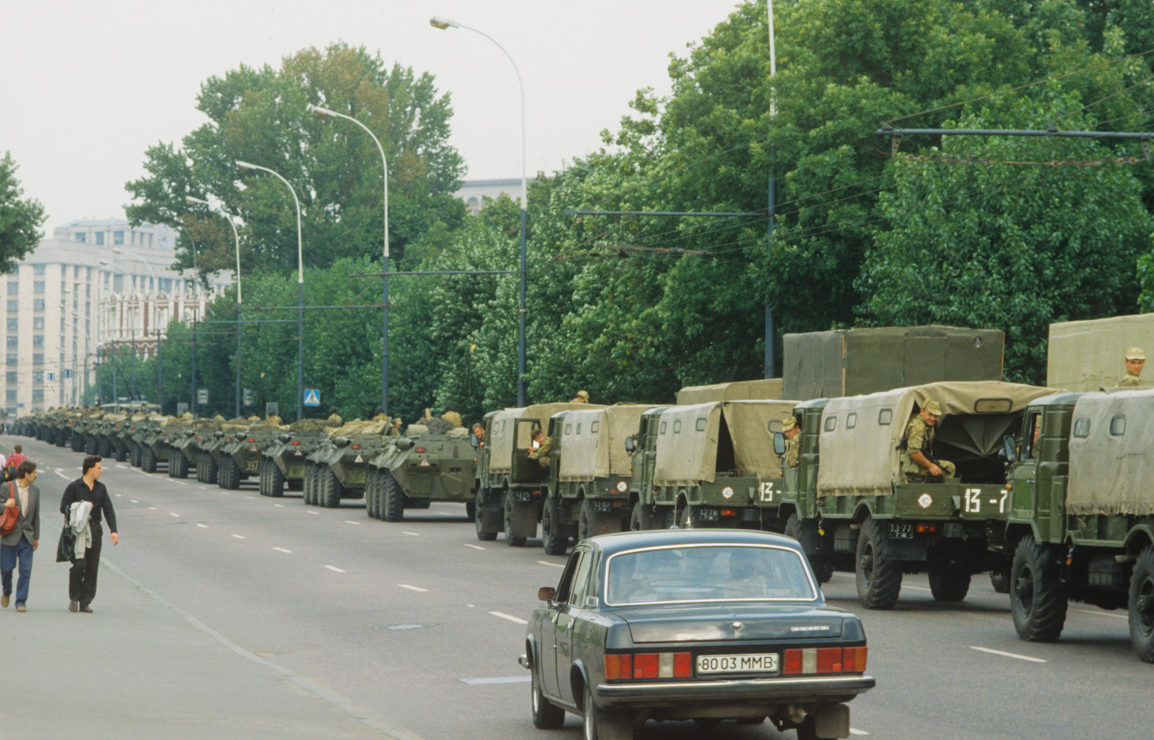 Teil 1 der RT Deutsch-Reihe: Die ehemalige UdSSR - Heute und vor 25 Jahren