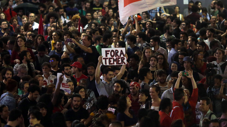 Landesweite Proteste nach Absetzung von Präsidentin Dilma Rousseff