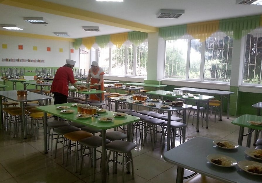 Brav und fleißig in der Schule? - Austauschschülerin berichtet RT von ihrem Leben in Russland