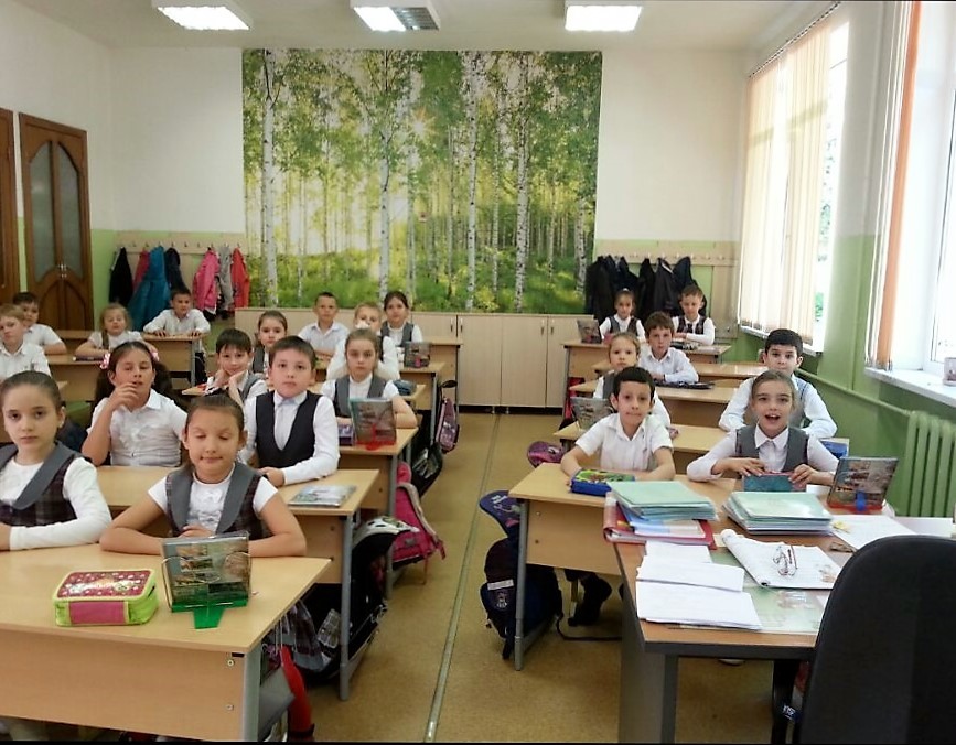 Brav und fleißig in der Schule? - Austauschschülerin berichtet RT von ihrem Leben in Russland