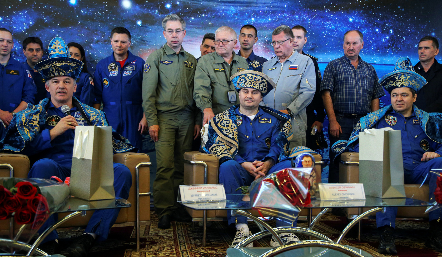 Wieder zu Hause – ISS-Kosmonauten in Kasachstan gelandet
