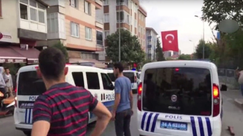 Istanbul: Heftige Explosion vor Polizeirevier, mindestens fünf Verletzte
