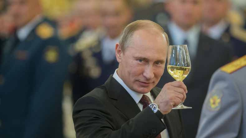 Präsident Putin feiert 64. Geburtstag