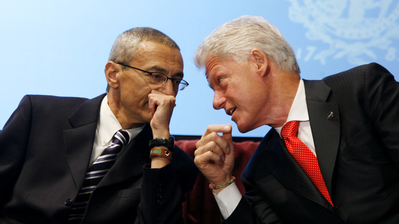WikiLeaks zu Clinton: Über 2.000 E-Mails von Chef des Präsidentschafts-Wahlkampfteams veröffentlicht