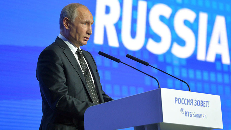 Putin: "Wir wissen genau, wer den UN-Hilfskonvoi in Syrien angriff"