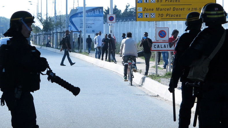 Abgeordnete im Europarat fordern Schutz der Grundrechte im Calais-Dschungel