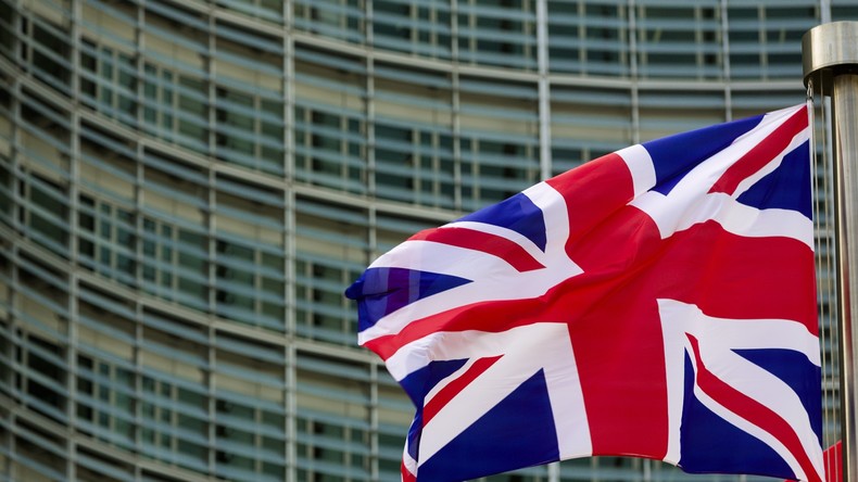 Briten könnten nach Brexit für Einreise in EU-Länder zahlen – Medien