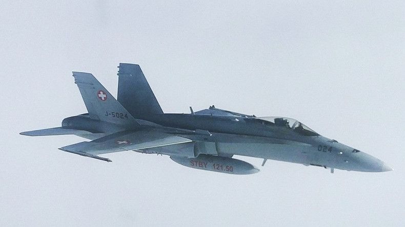 Schweizer Armee erklärt Eskortierung russischer Regierungsmaschine mit Standardverfahren