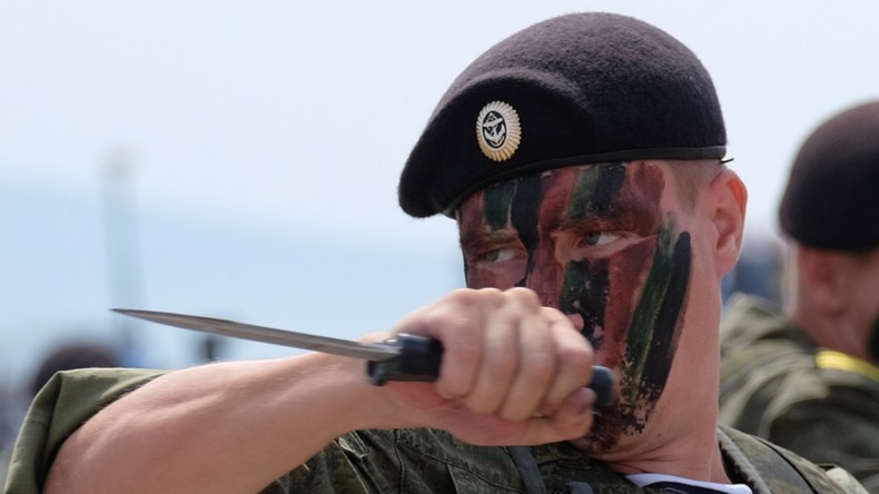 Russlands Verteidigungsministerium zeigt den Alltag der Marineinfanterie