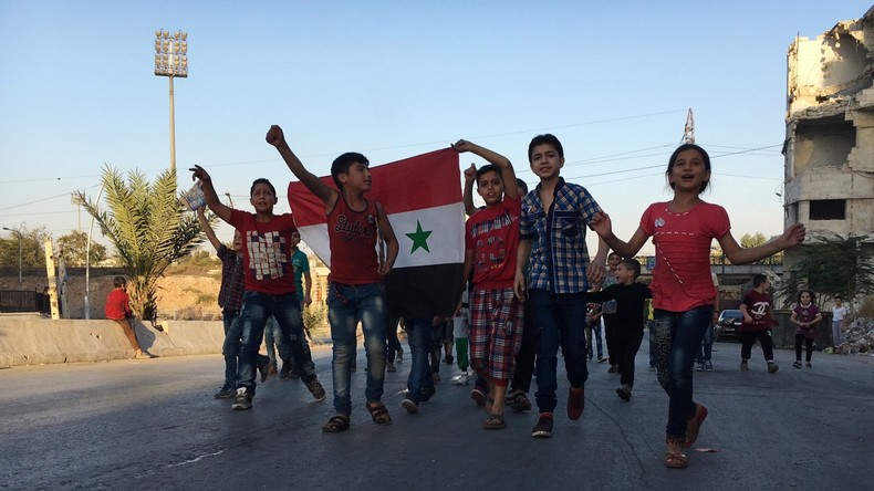 Aleppo: Mehr als 900 Menschen retten sich vor Extremisten