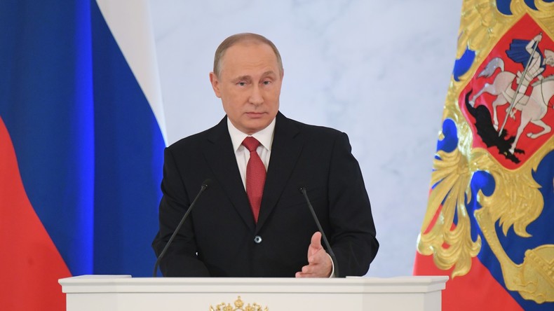 Wladimir Putin: "Russland muss Aufgaben unter komplizierten Bedingungen lösen"