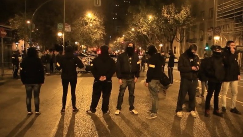 Live: Tausende gedenken des Mordes am 15-Jährigen Grigoropoulos von 2008 in Athen