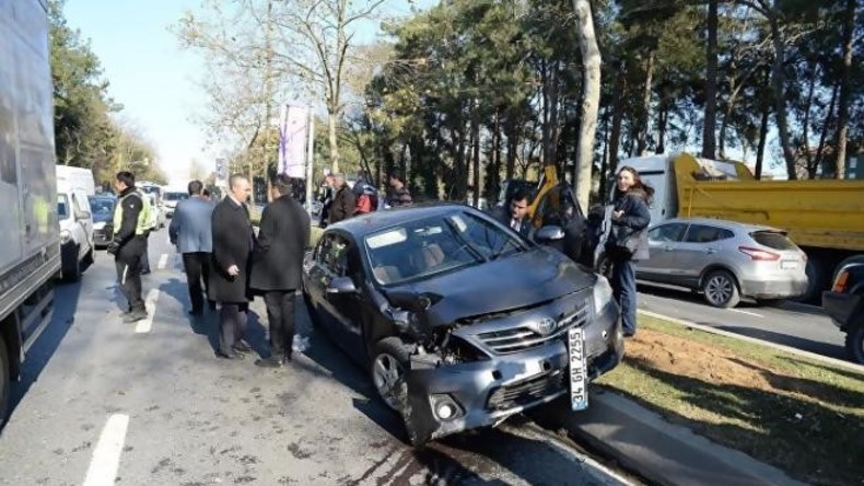 Eskorte des türkischen Präsidenten in Istanbul in Unfall verwickelt