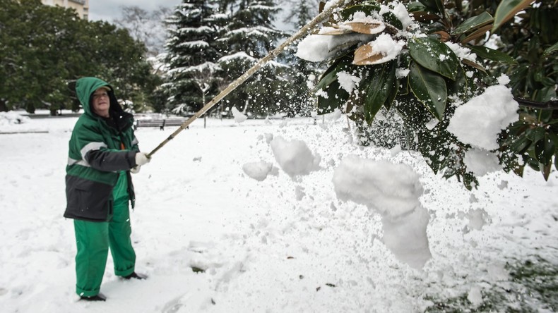 Sotschi kämpf gegen Schnee