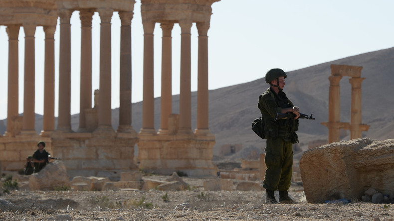 Russlands Luftwaffe hilft Syriens Armee, eine Terroroffensive gegen Palmyra abzuwehren