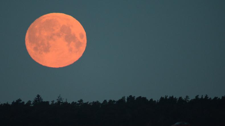 Der letzte Supermond in diesem Jahr geht auf