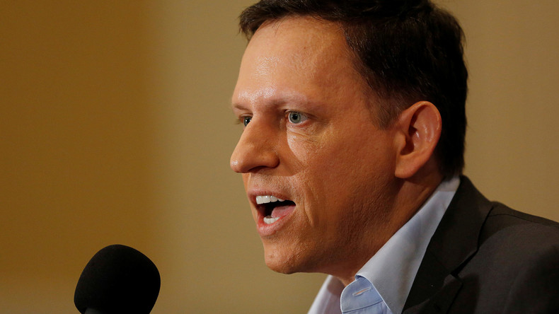 Mit Palantir auf Jagd nach Illegalen: Profitiert Peter Thiel persönlich von Trumps harter Linie?