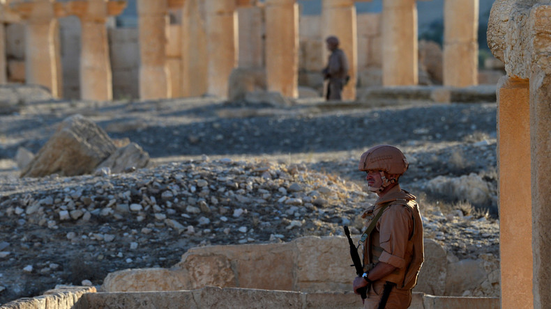 Syrien: "USA haben Islamischen Staat bei Palmyra-Offensive indirekt unterstützt"
