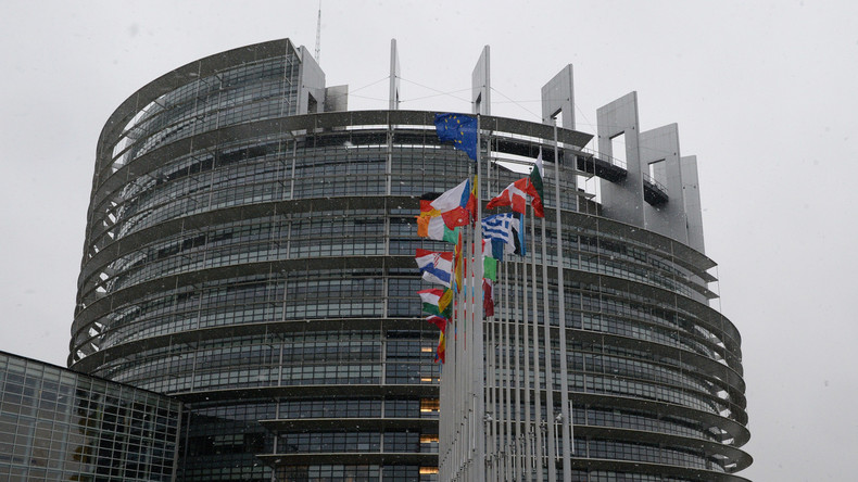 Europäisches Parlament segnet Visafreiheit für die Ukraine und Georgien ab