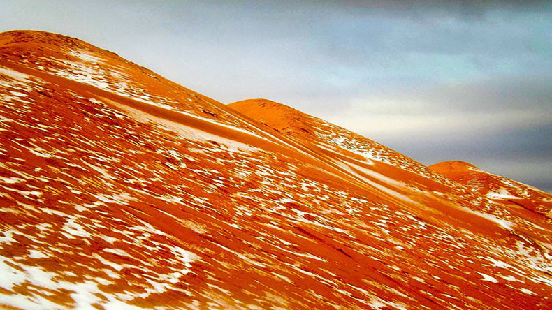 Schnee in der Sahara nach fast 40 Jahren - atemberaubende Bilder