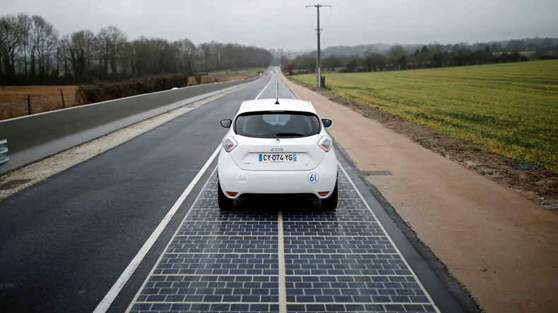 Erste Solarstraße der Welt in Frankreich eröffnet