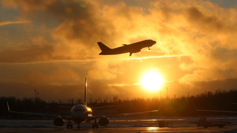 Russland schickt Flugzeug in die USA, um seine Diplomaten abzuholen