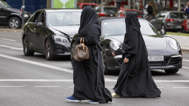 Lettland: Schleierverbot tritt in Kraft