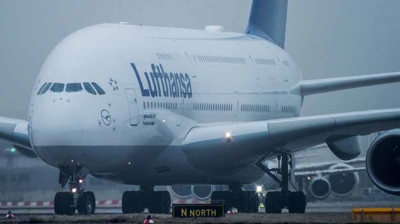 Busunglück am Frankfurter Flughafen - 15 Menschen verletzt