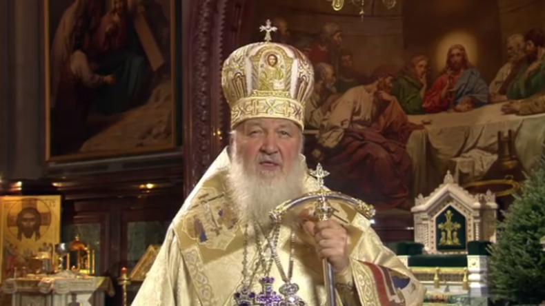 Live Ab 21 00 Uhr Patriarch Kyrill Eroffnet Mit Feierlicher Messe