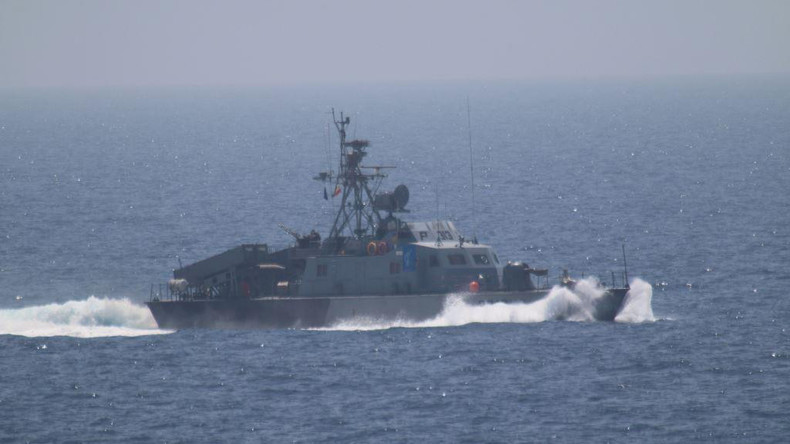 US-Kampfschiff gibt Warnschüsse auf iranische Militärkutter ab