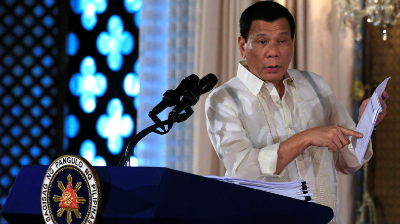 Duterte: USA bauen Waffenlager, verletzen Sicherheitsvertrag und wiegeln uns gegen China auf