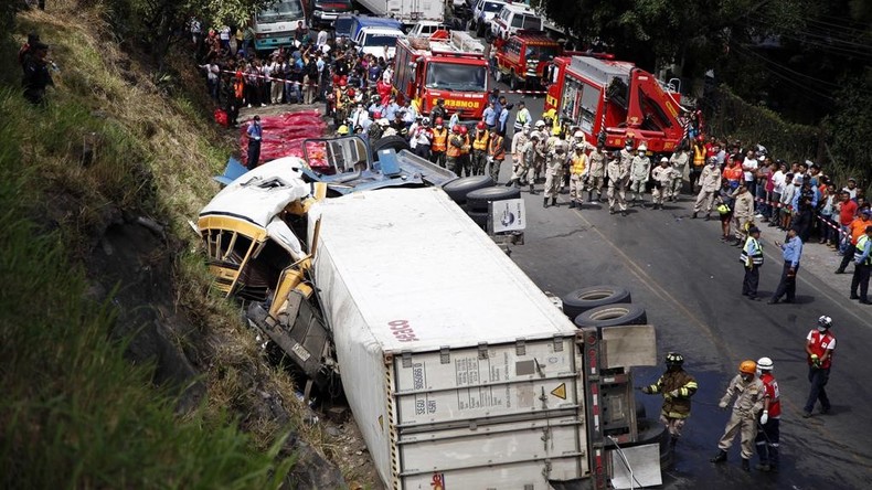 23 Menschen im Schulbus bei schwerem Unglück in Honduras gestorben