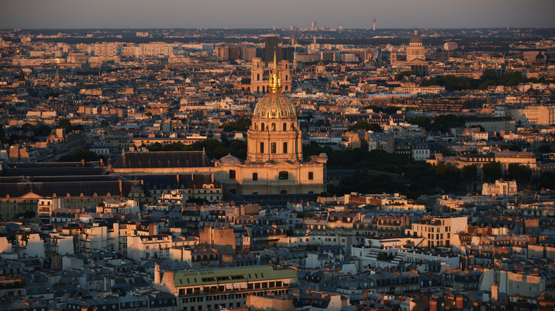 Vier Terrorverdächtige in Paris festgenommen – darunter eine 16-Jährige