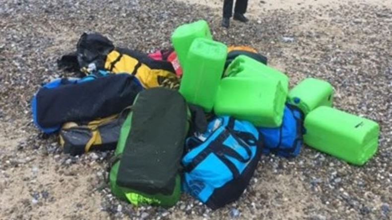 Säcke mit 360 Kilo Kokain an britischer Küste angeschwemmt