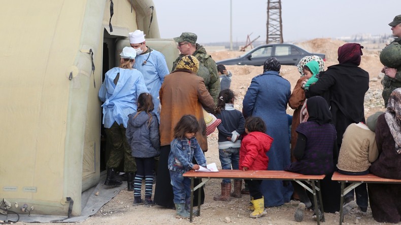 Russlands Militär verteilt mehrere Tonnen humanitäre Hilfe in Syriens Provinzen Aleppo und Homs