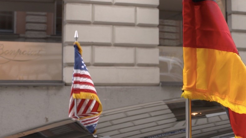 Sicherheitskonferenz in München: Merkel und Pence rufen nach Aufrüstung