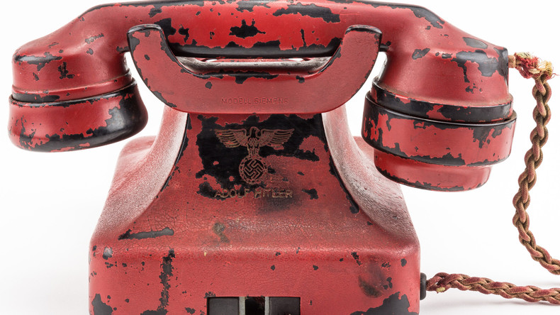 Hitlers blutrotes Telefon für 243.000 US-Dollar versteigert