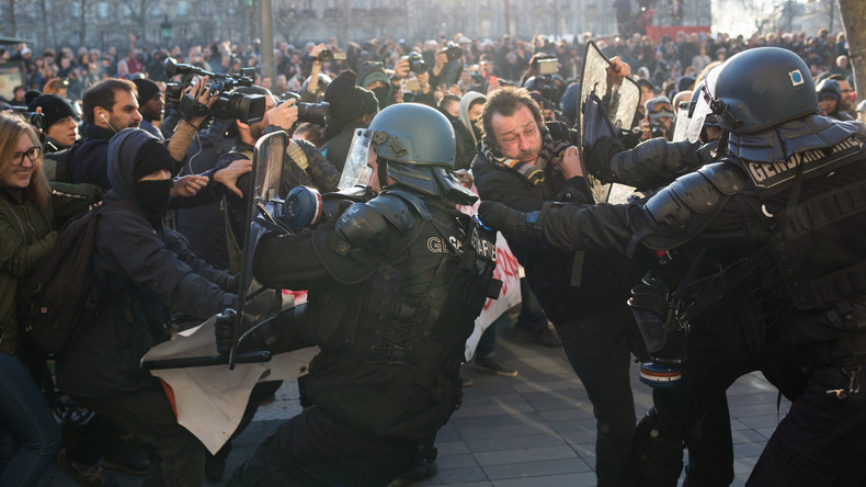 Erneute Proteste gegen Polizeigewalt in Frankreich