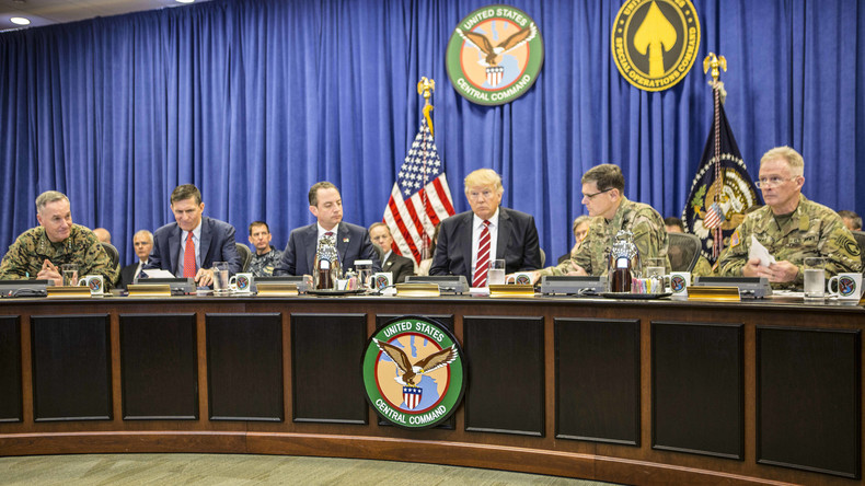 Trump erhöht massiv US-Rüstungsbudget: „Zum Aufbau unseres erschöpften Militärs“