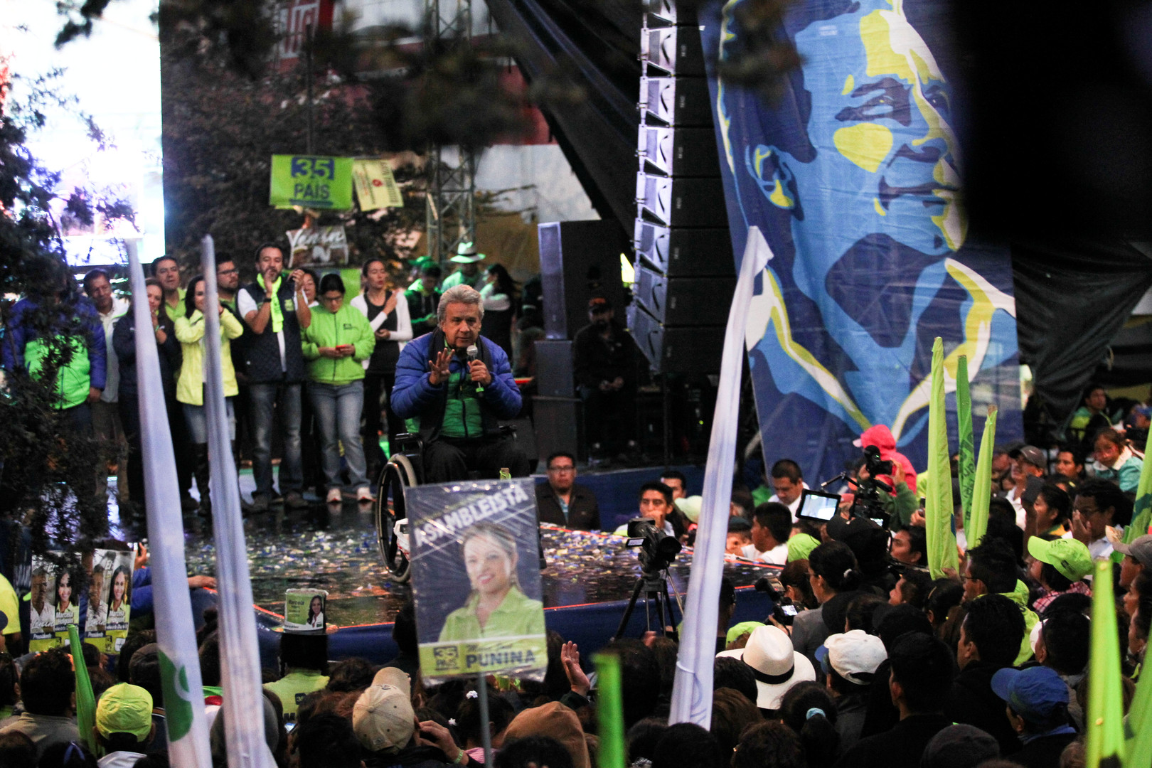 Ecuador vor Wahl: Opposition kämpft mit ausgeklügelten Werbetechniken gegen Correas Erfolgsbilanz