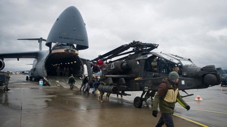 Operation Atlantic Resolve: Verlegung von US-Kampfhubschraubern nach Griechenland und Deutschland