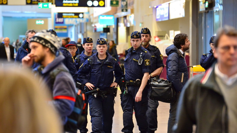 Schwedischer Ferienflieger wegen Bombendrohung evakuiert
