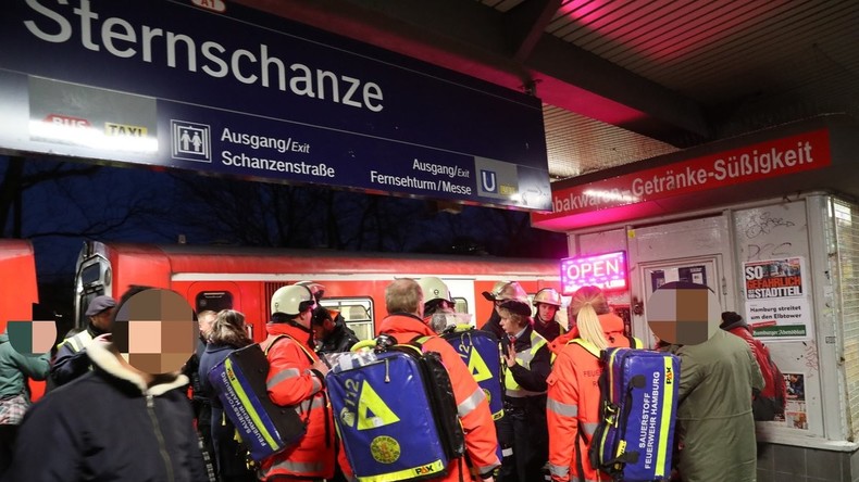 Unbekannte versprühen Reizgas in Hamburger S-Bahn, zwei Kleinkinder verletzt