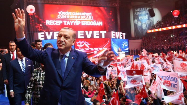Retourkutsche: Erdoğan droht Niederländern mit Flugverbot