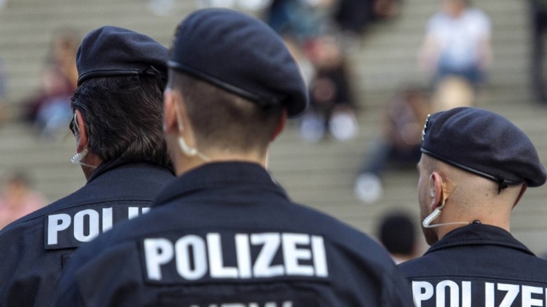 Groß angelegte Razzia: Niedersächsisches Innenministerium verbietet Salafistenverein in Hildesheim