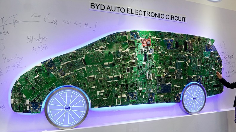 Chinesischer Konzern BYD überholt Tesla bei Zahl hergestellter Elektroautos