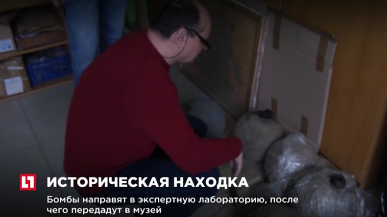 Weißrussische Taucher entdecken 300 Jahre alte Bomben